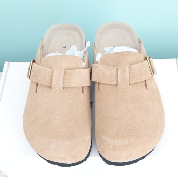 Quince Water Repellent Pecan Brown Suede Clogs with Buckle Women's Size 7 - Picture 7 of 15